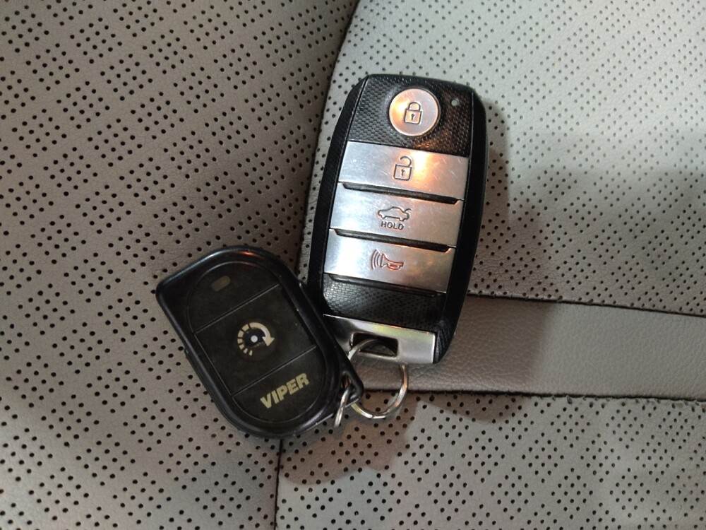 2018 Kia Optima in Columbus, OH 43228 - 18061878 32