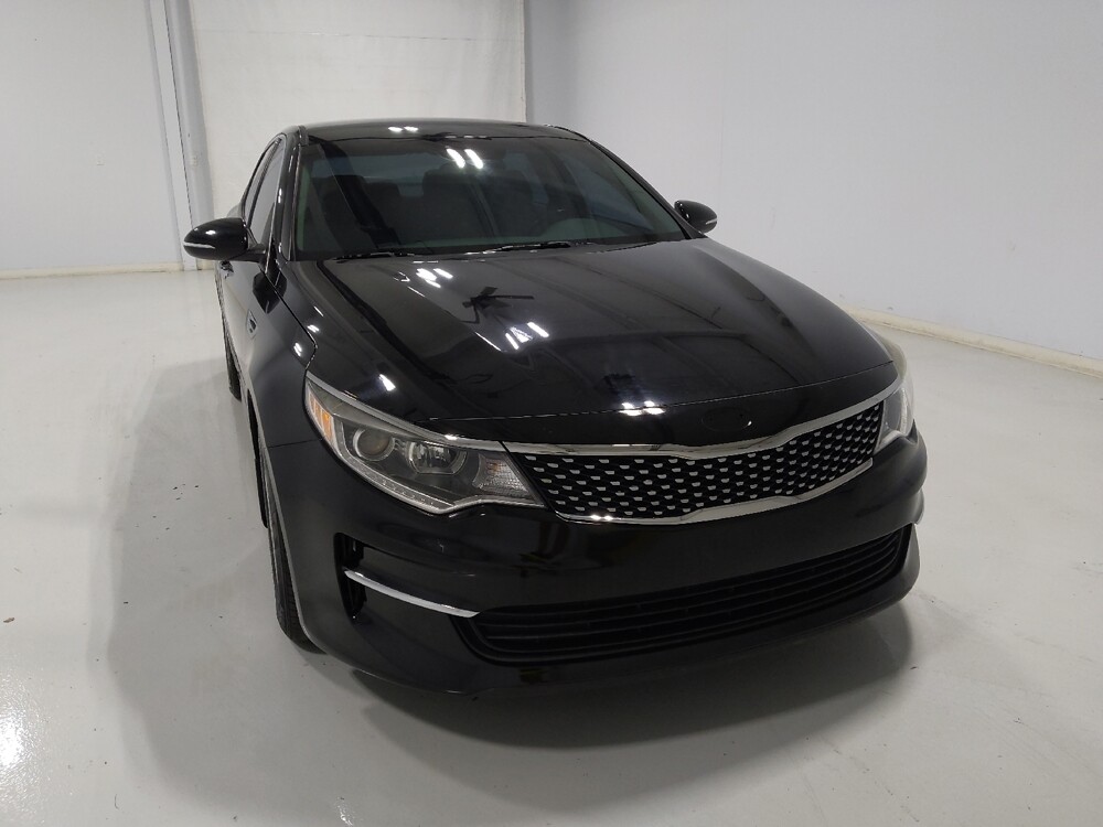 2018 Kia Optima in Columbus, OH 43228 - 18061878 14