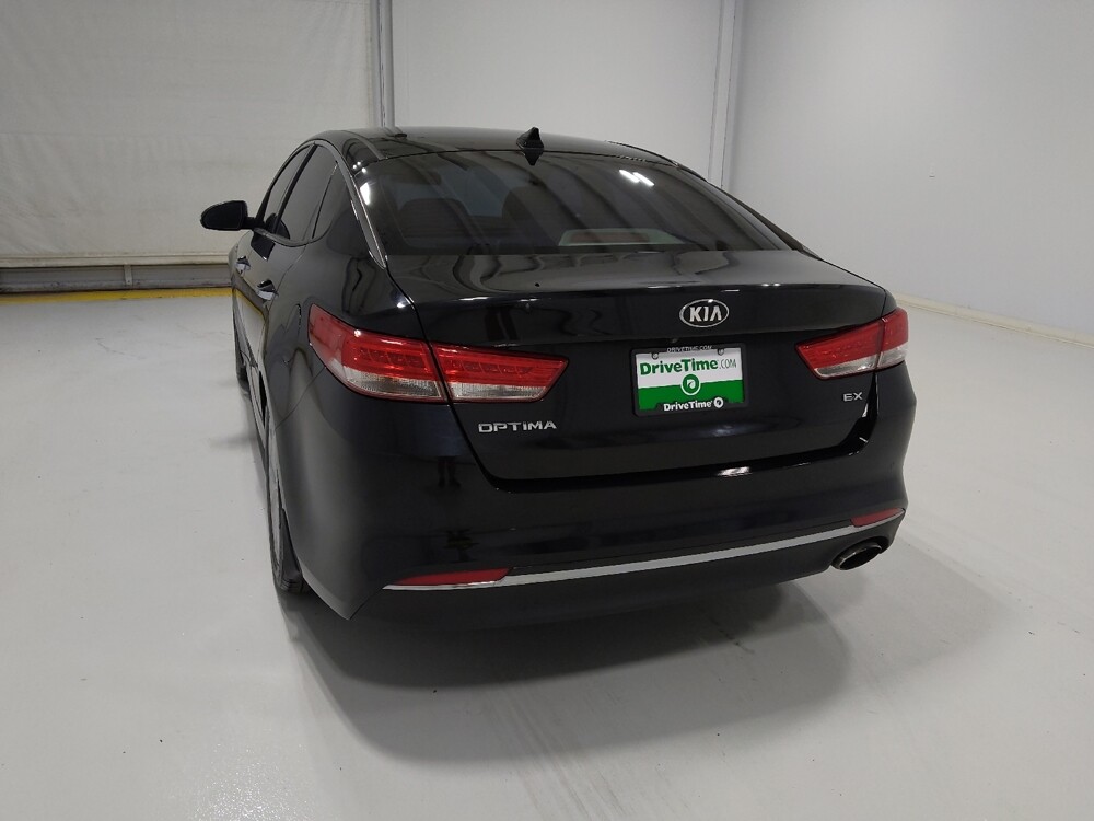 2018 Kia Optima in Columbus, OH 43228 - 18061878 6