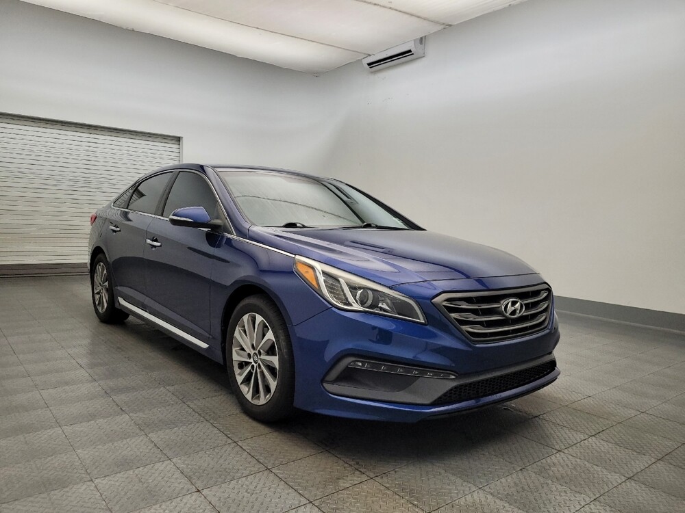 2016 Hyundai Sonata in Mesa, AZ 85210 - 18061919 13
