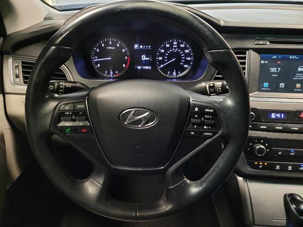 2016 Hyundai Sonata in Mesa, AZ 85210 - 18061919 22