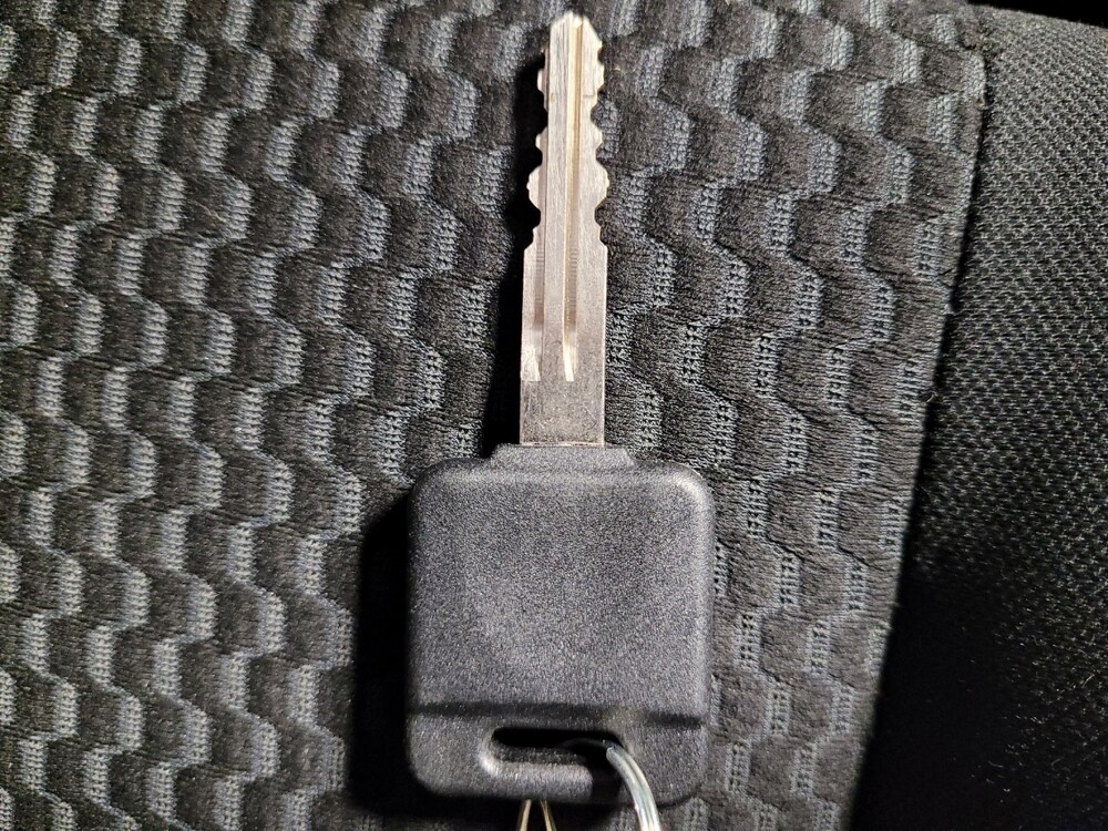 2018 Nissan Rogue Sport in Lakeland, FL 33815 - 18061930 32