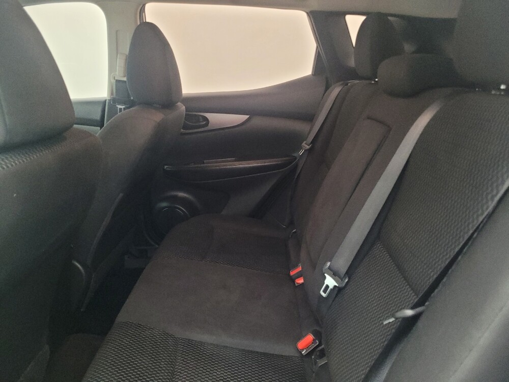 2018 Nissan Rogue Sport in Lakeland, FL 33815 - 18061930 18