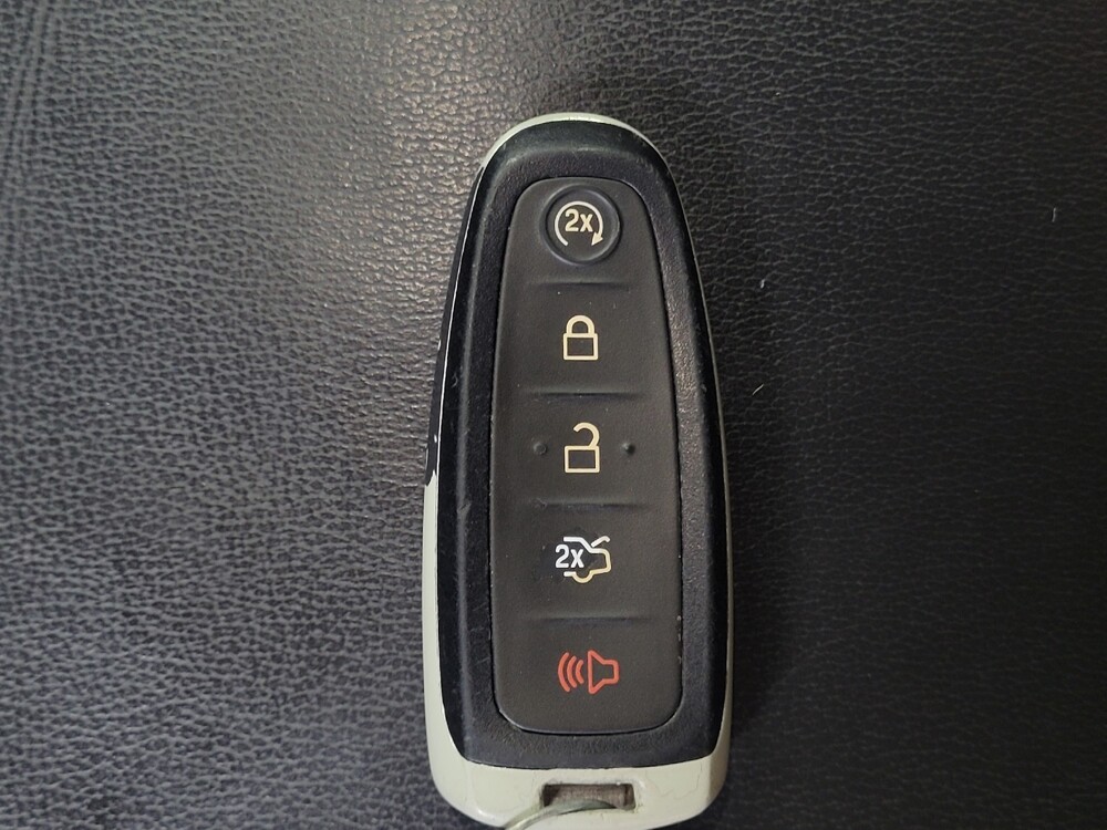 2017 Ford Escape in Lakeland, FL 33815 - 18061932 32