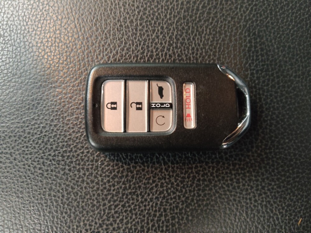 2016 Honda Pilot in St. Louis, MO 63125 - 18062052 32