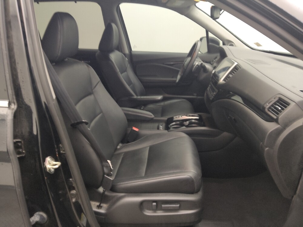 2016 Honda Pilot in St. Louis, MO 63125 - 18062052 21