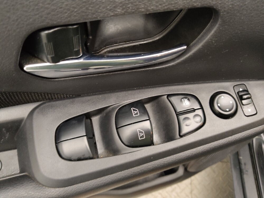 2021 Nissan Kicks in Topeka, KS 66611 - 18062053 27