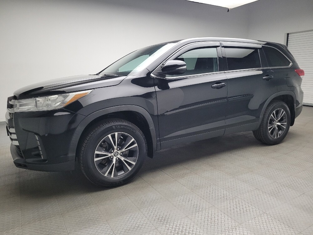 2019 Toyota Highlander in Eastpointe, MI 48021 - 18062062 2