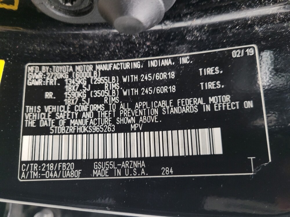 2019 Toyota Highlander in Eastpointe, MI 48021 - 18062062 33