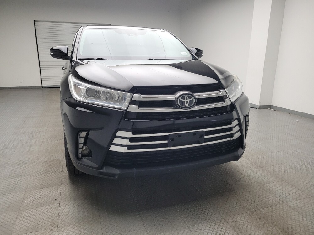 2019 Toyota Highlander in Eastpointe, MI 48021 - 18062062 14