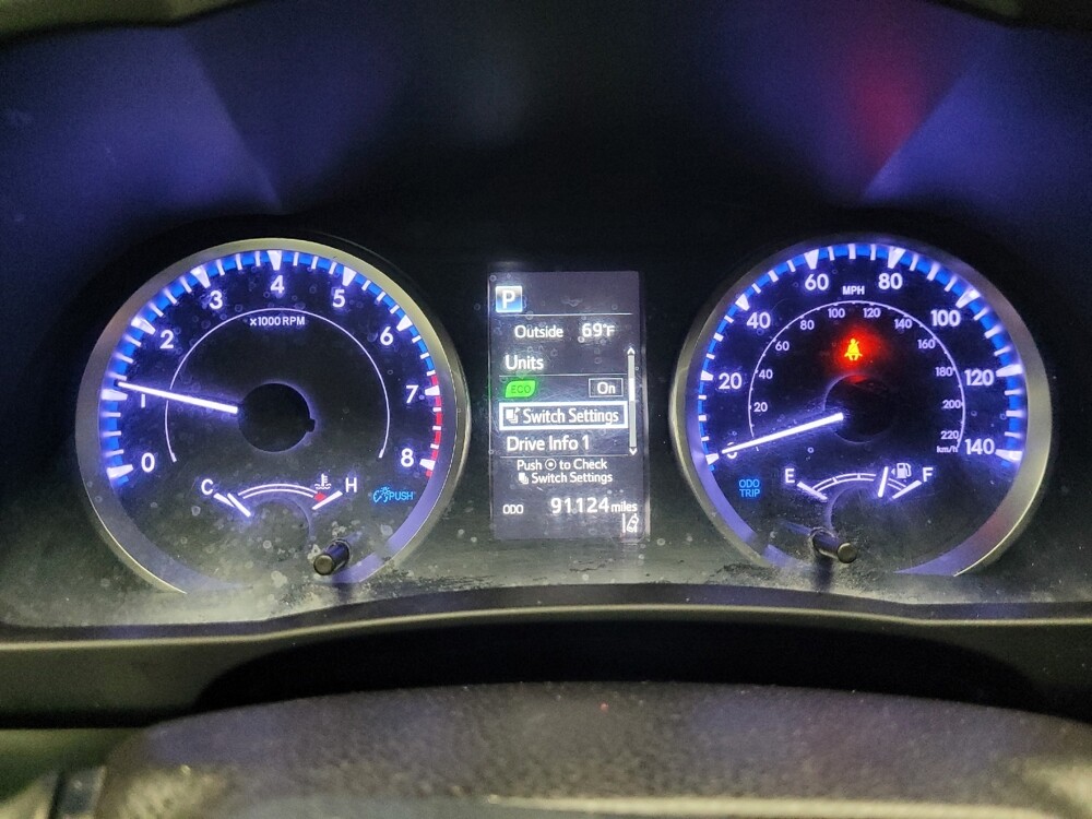 2019 Toyota Highlander in Eastpointe, MI 48021 - 18062062 23