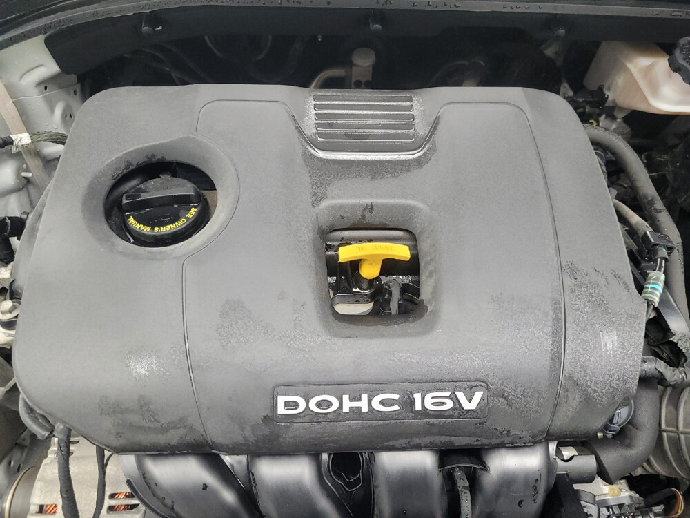 2018 Hyundai Elantra in Indianapolis, IN 46219 - 18062065 30