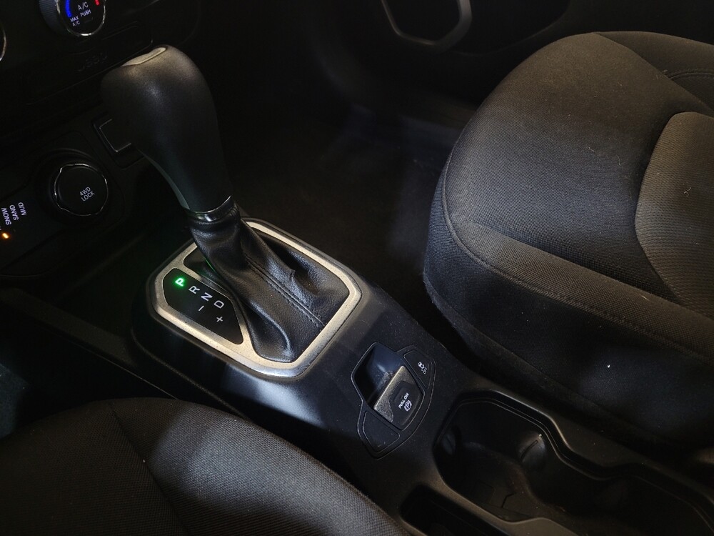 2019 Jeep Renegade in Columbus, OH 43228 - 18062099 26