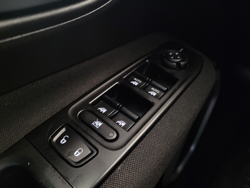 2019 Jeep Renegade in Columbus, OH 43228 - 18062099 27