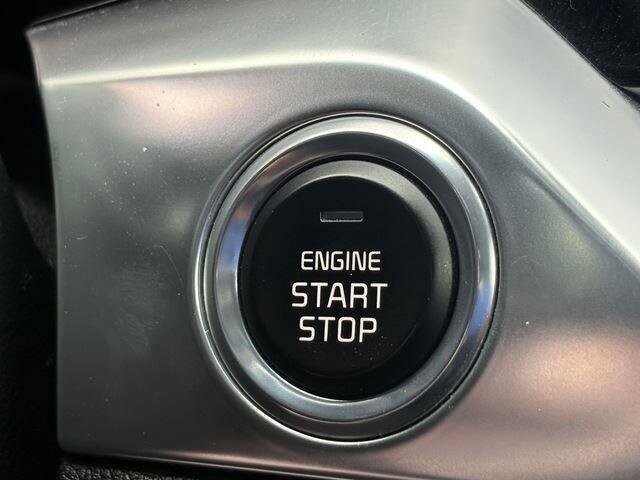 2021 Kia Niro in Mesa, AZ 85212 - 18062252 19