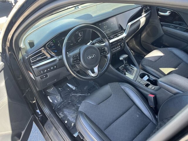 2021 Kia Niro in Mesa, AZ 85212 - 18062252 121