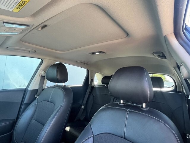 2021 Kia Niro in Mesa, AZ 85212 - 18062252 128