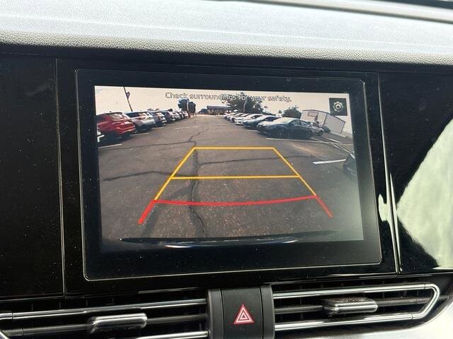 2021 Kia Niro in Mesa, AZ 85212 - 18062252 50