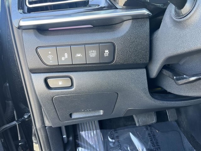 2021 Kia Niro in Mesa, AZ 85212 - 18062252 89