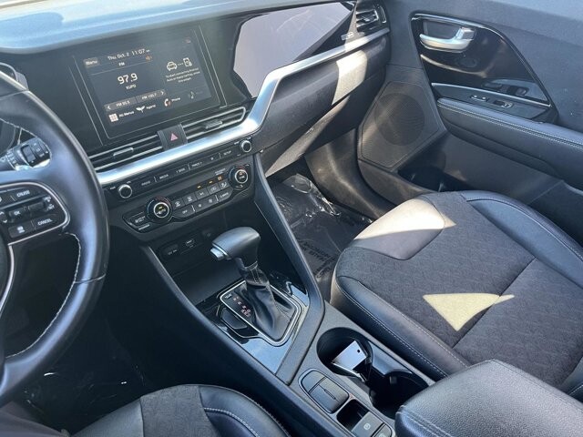 2021 Kia Niro in Mesa, AZ 85212 - 18062252 124