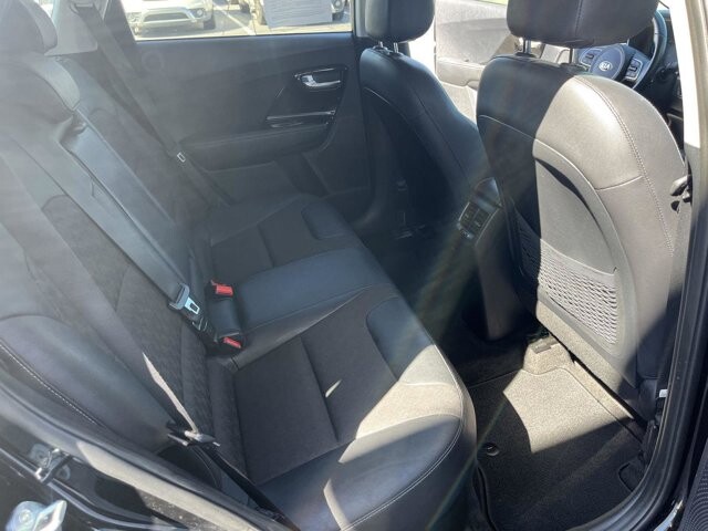 2021 Kia Niro in Mesa, AZ 85212 - 18062252 133