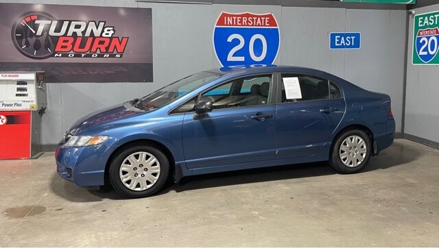 2010 Honda Civic in Conyers, GA 30094 - 18062257 3
