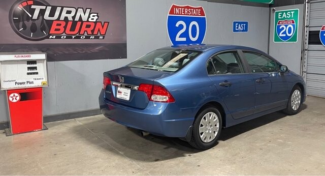 2010 Honda Civic in Conyers, GA 30094 - 18062257 4