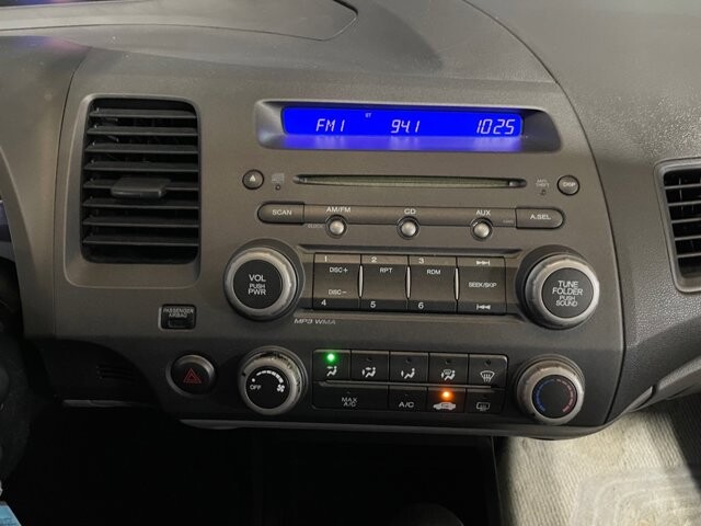 2010 Honda Civic in Conyers, GA 30094 - 18062257 13