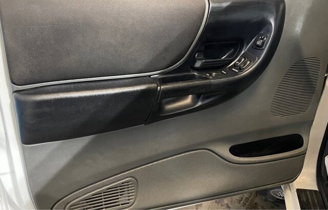 2006 Ford Ranger in Conyers, GA 30094 - 18062261 8