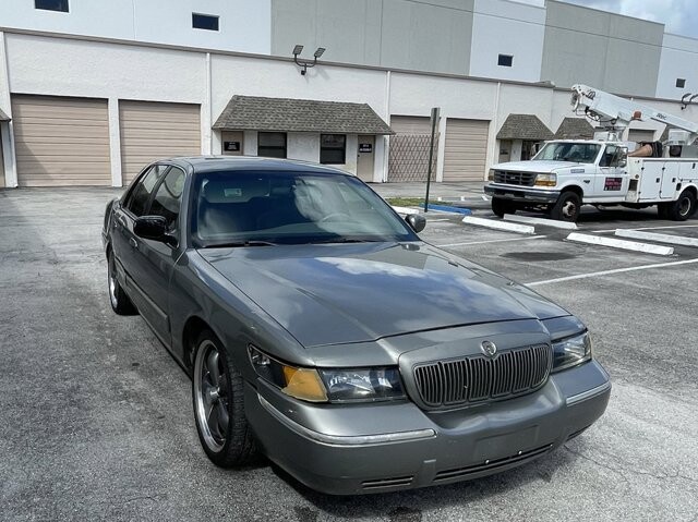 2001 Mercury Grand Marquis in Pompano Beach, FL 33064 - 18062262 9