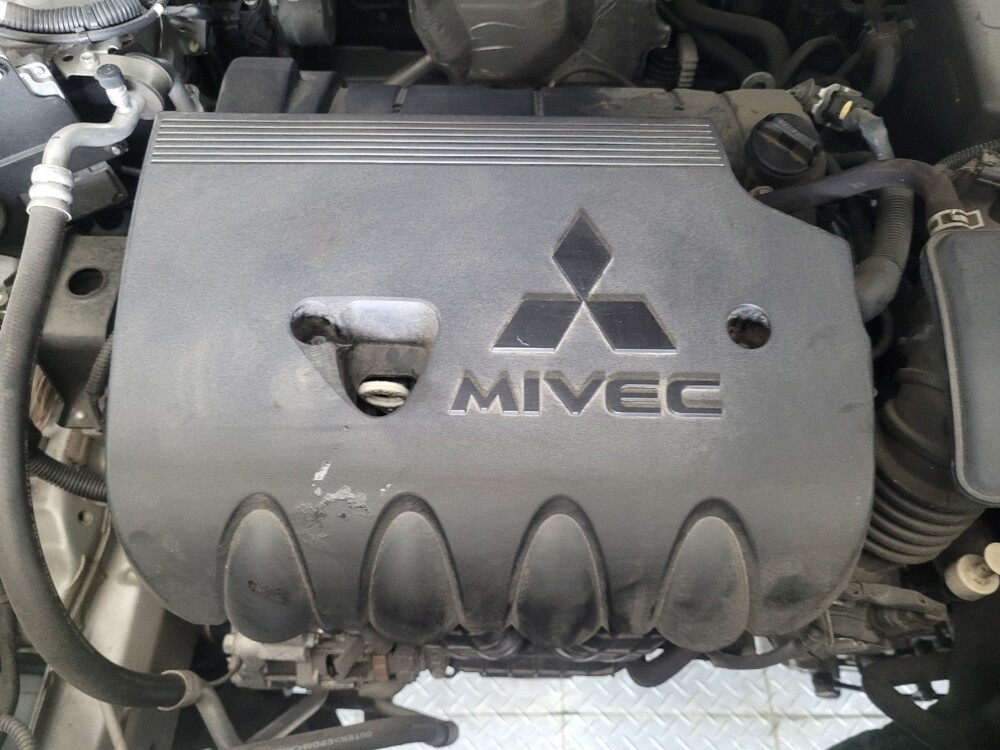 2019 Mitsubishi Outlander in Union City, GA 30291 - 18062308 30