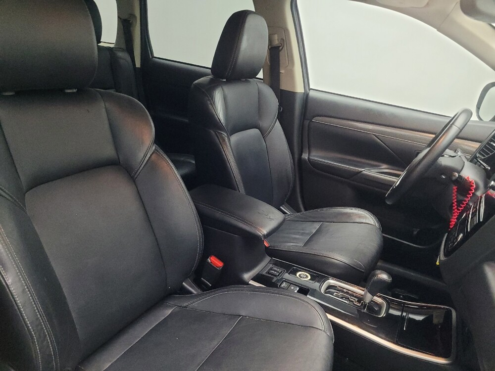 2019 Mitsubishi Outlander in Union City, GA 30291 - 18062308 21