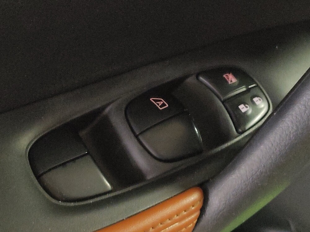 2017 Nissan Rogue in Clearwater, FL 33764 - 18062338 27