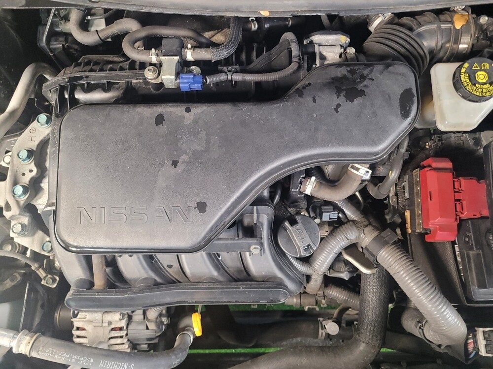 2019 Nissan Rogue Sport in Bradenton, FL 34207 - 18062343 30