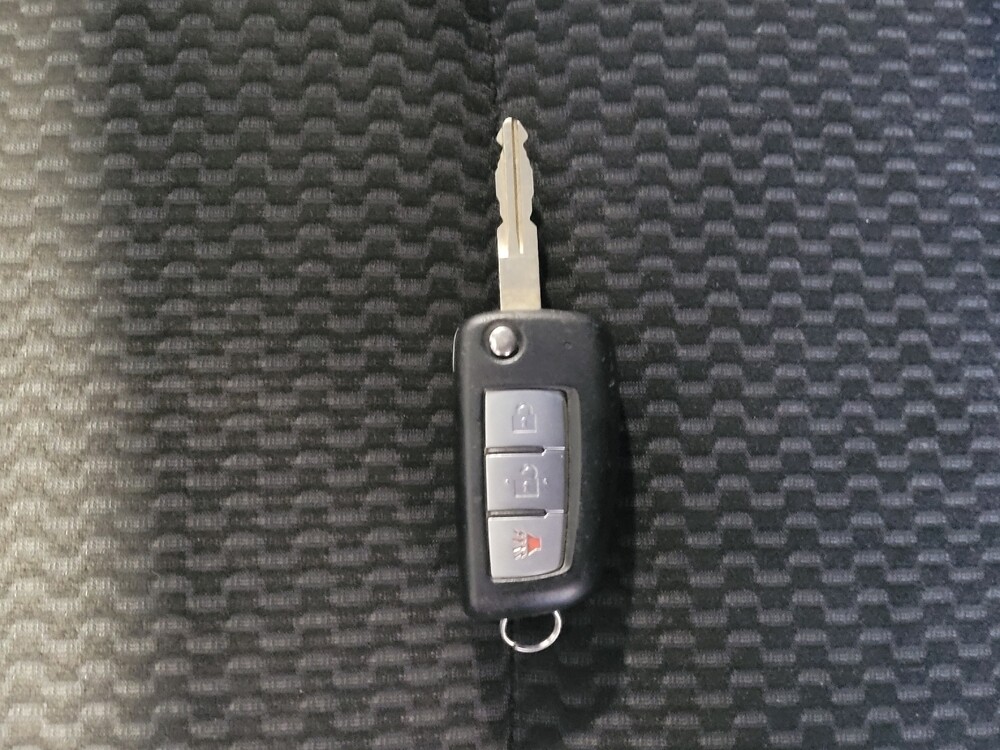 2020 Nissan Rogue Sport in Jacksonville, FL 32225 - 18062357 32