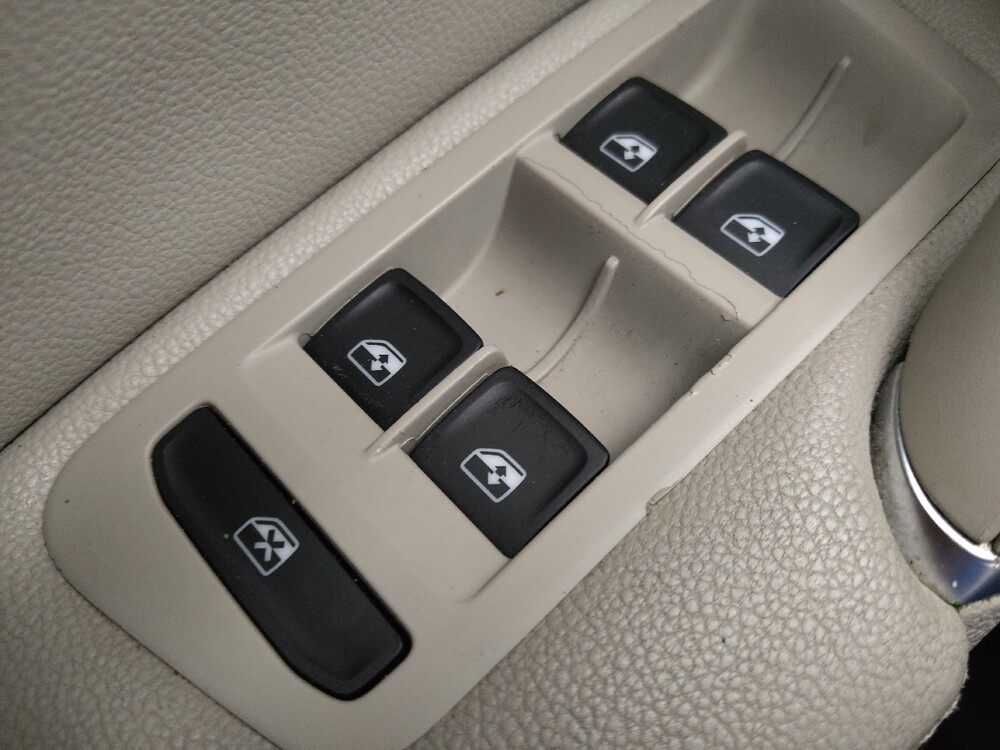 2018 Volkswagen Golf in Greenville, NC 27834 - 18062382 27