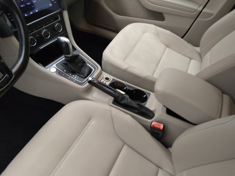 2018 Volkswagen Golf in Greenville, NC 27834 - 18062382 26