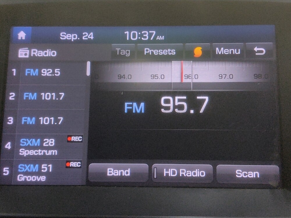 2017 Hyundai Santa Fe in Gastonia, NC 28056 - 18062393 25