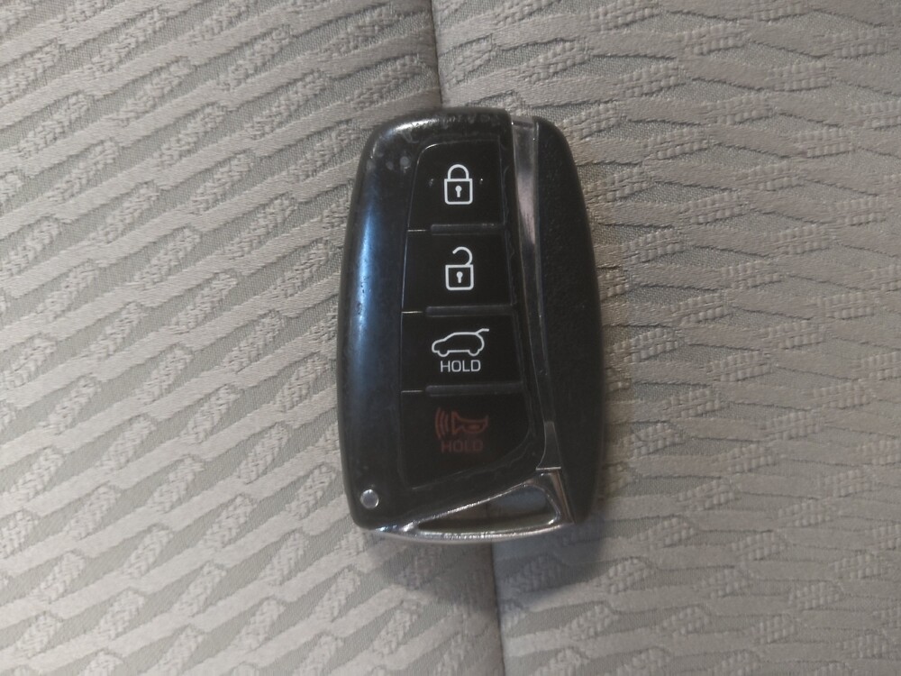 2017 Hyundai Santa Fe in Gastonia, NC 28056 - 18062393 32