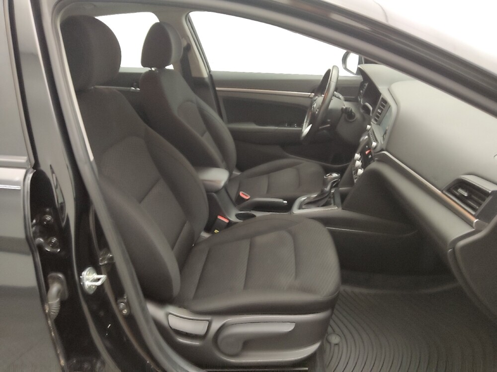 2019 Hyundai Elantra in Independence, MO 64055 - 18062444 21