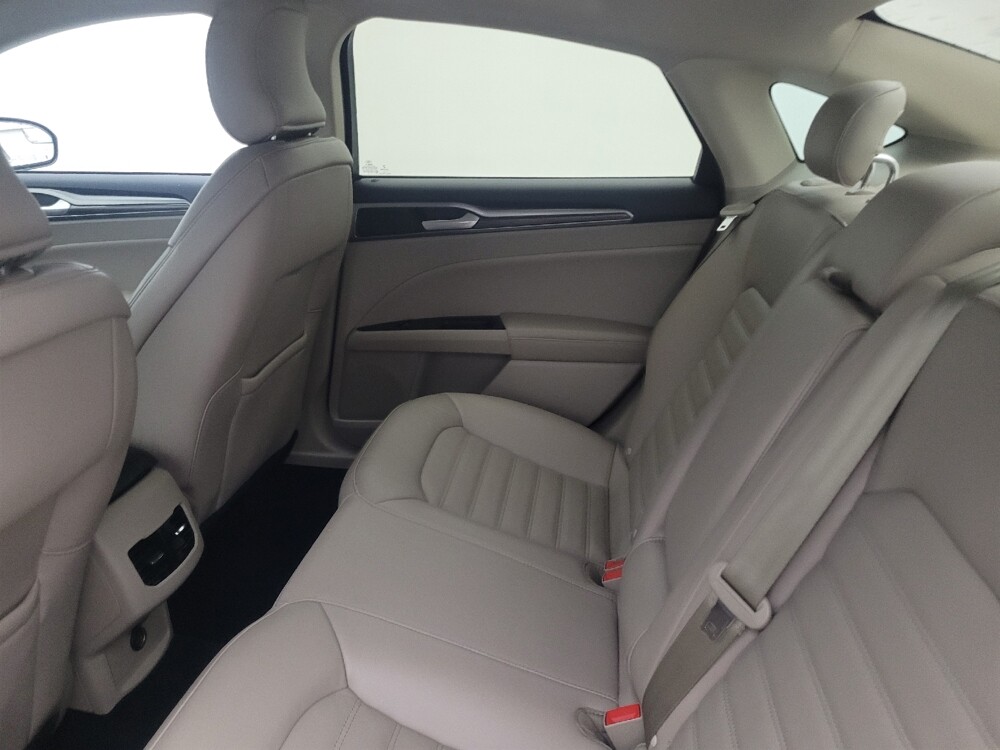 2017 Ford Fusion in Clearwater, FL 33764 - 18062536 18