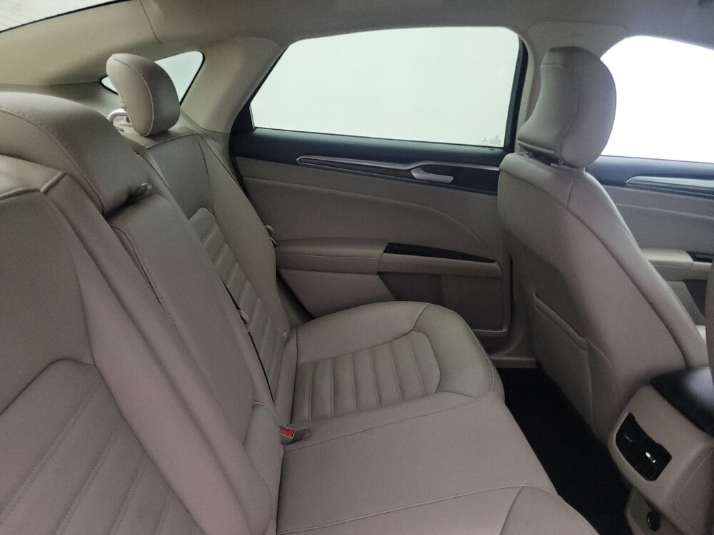 2017 Ford Fusion in Clearwater, FL 33764 - 18062536 19