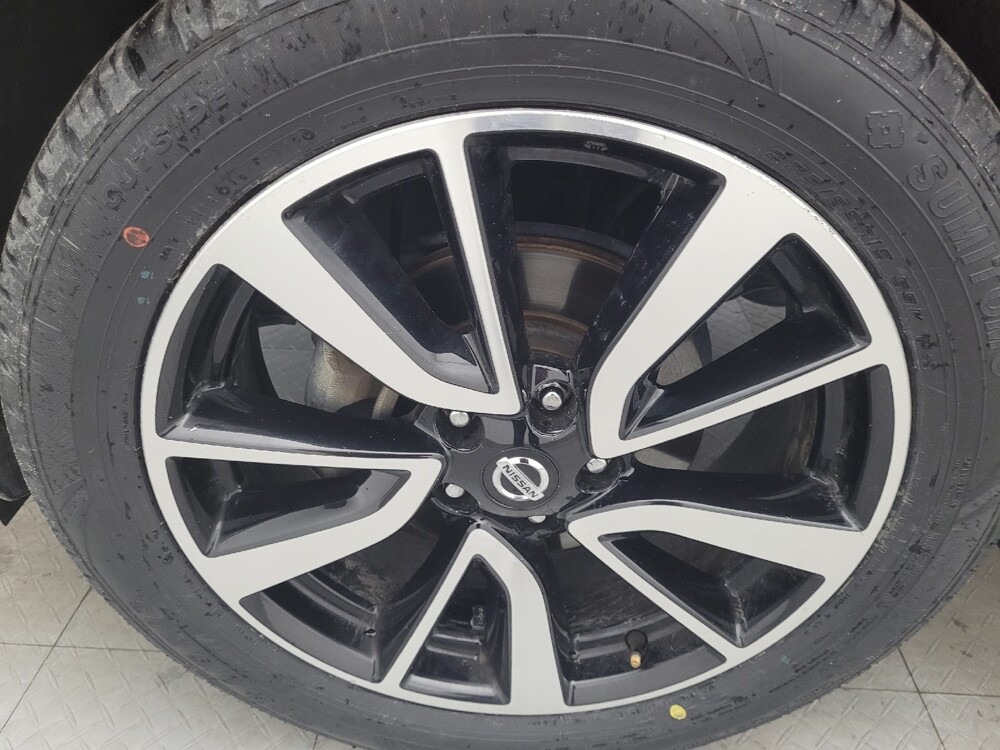 2019 Nissan Rogue Sport in Clearwater, FL 33764 - 18062545 31