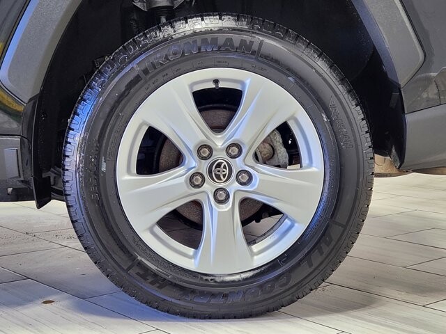 2021 Toyota RAV4 in Cinnaminson, NJ 08077 - 18062606 10