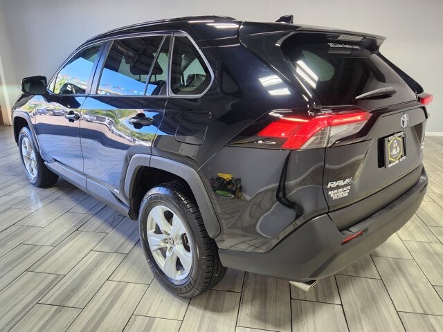 2021 Toyota RAV4 in Cinnaminson, NJ 08077 - 18062606 3