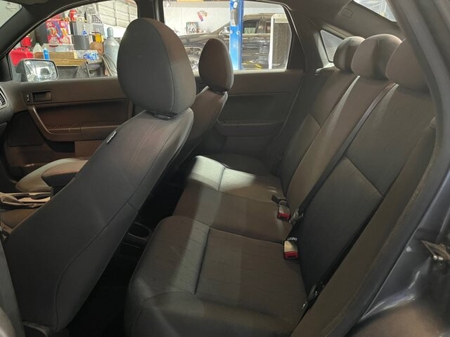2010 Ford Focus in Conyers, GA 30094 - 18062615 15