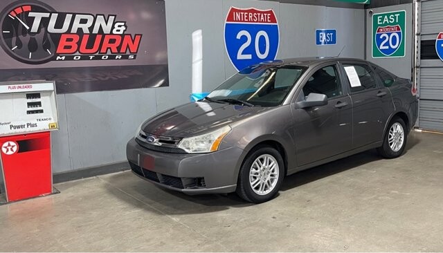 2010 Ford Focus in Conyers, GA 30094 - 18062615