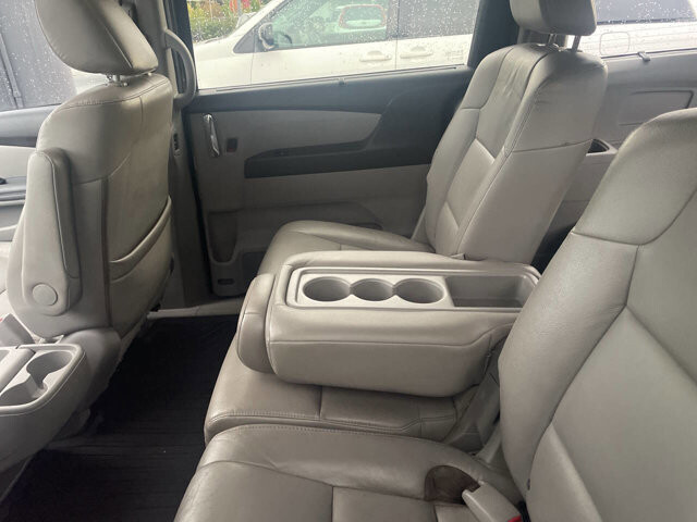 2015 Honda Odyssey in Mount Vernon, WA 98273 - 18062617 5