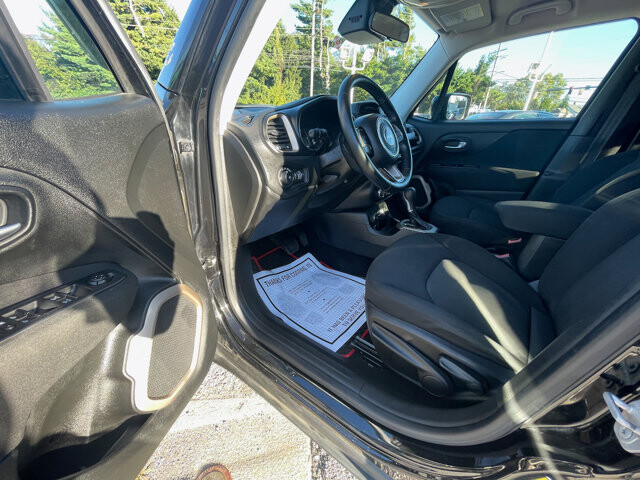 2015 Jeep Renegade in Baltimore, MD 21225 - 18062619 29