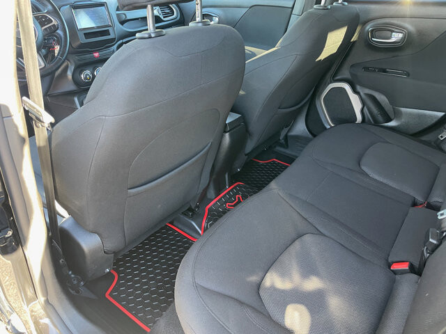 2015 Jeep Renegade in Baltimore, MD 21225 - 18062619 27